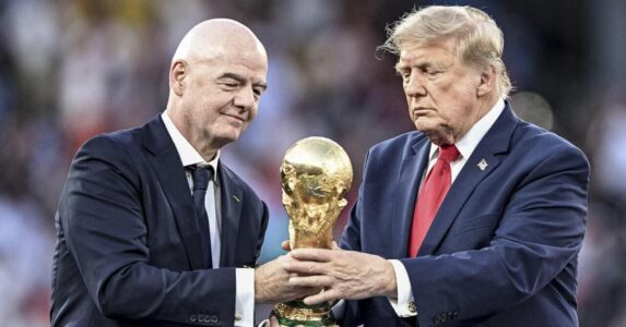 جياني إنفانتينو رئيس الفيفا يتحدث عن إصلاحات الفيفا